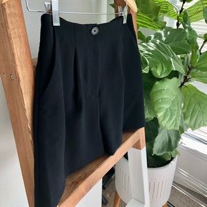 Aritzia High Rise Black Shorts